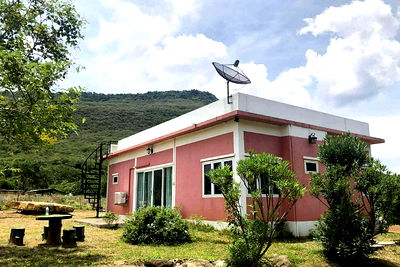 Land for sale Sikhiu Nakhon Ratchasima : Land for Sale (Nor Sor 5) with Vacation Home near Khao Yai — Fresh Air, Surrounded by Mountain Views Area: 3 Rai, 6 Square Wah