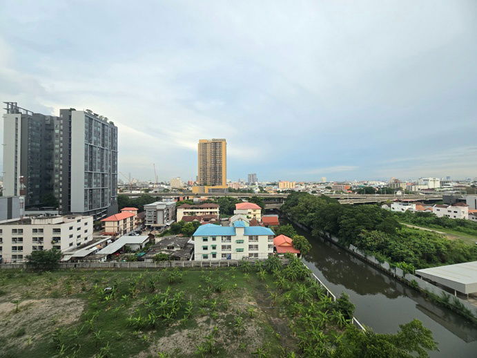 picture 🔔New🔔 For rent, private corner unit facing east at U Delight Residence Pattanakarn-Thonglor - 12/23