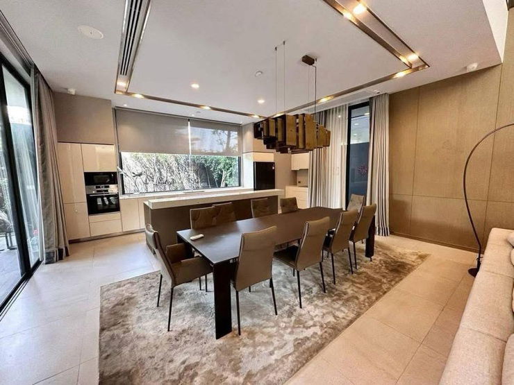 picture For rent✨ Issara Residence Rama 9 🔥 Line ID : @034etfin 📲 5 bedrooms 7 bathrooms ✨ - 6/19