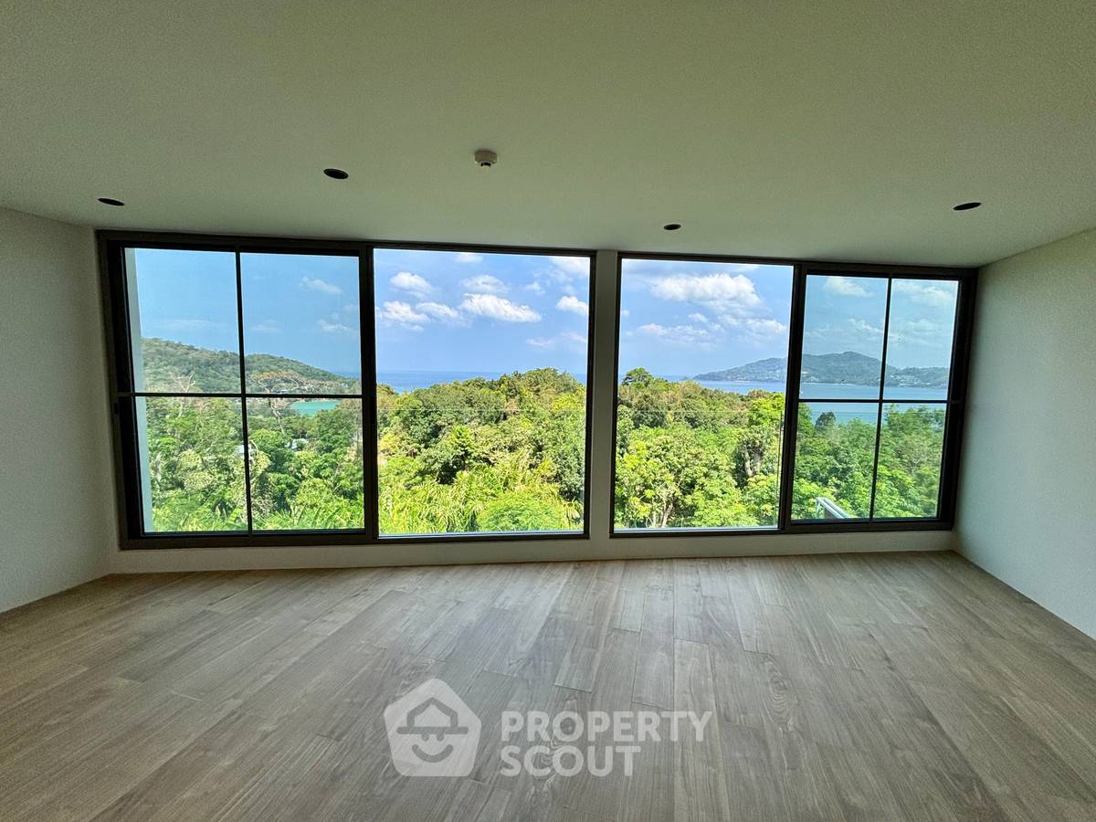 picture Blue Point Condos - 3-bed duplex and private pool with sea view by Patong Beach (ID 985749) - 2/27