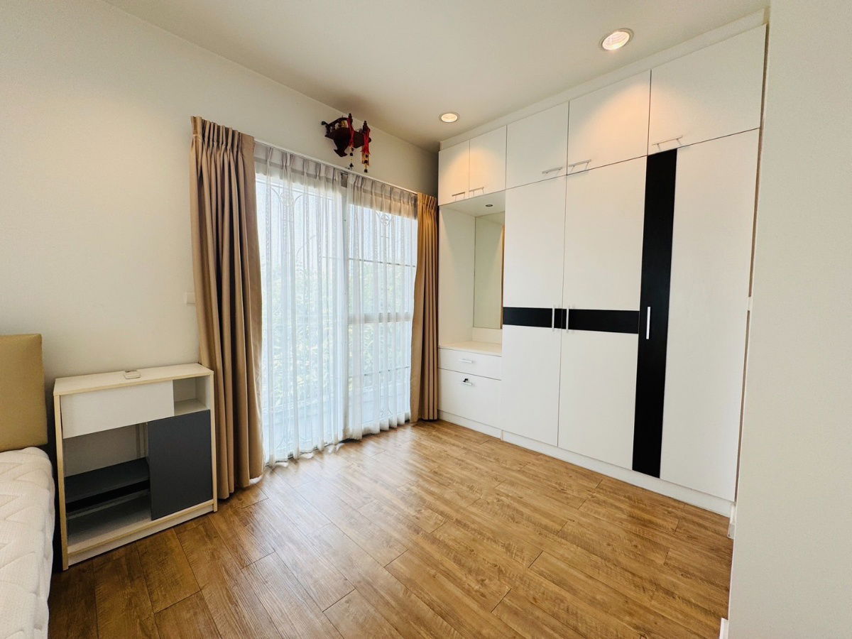 รูป ขายบ้านแฝด หมู่บ้านกรูฟวิลล์ บางนา หลังมุม 3 ห้องนอน 2 ห้องน้ำ ใกล้เมกาบางนา เข้าออกได้หลายทาง - รูปที่ 5/9