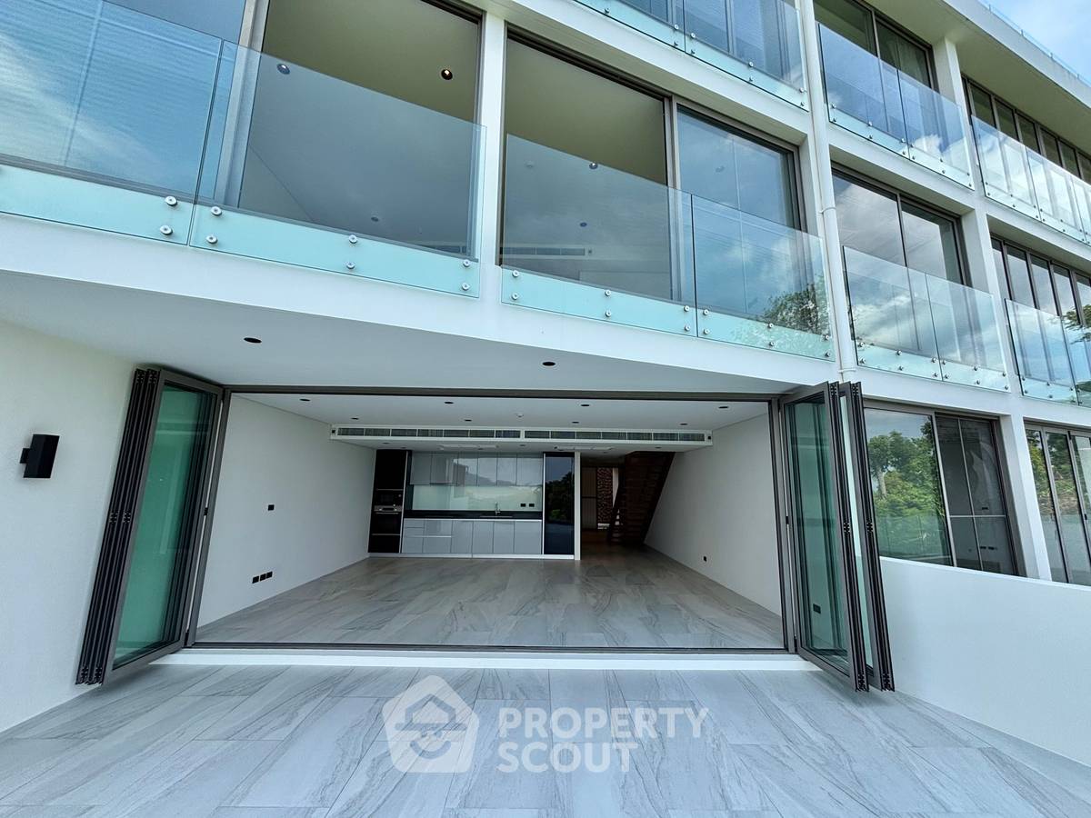 picture Blue Point Condos - 3-bed duplex and private pool with sea view by Patong Beach (ID 985749) - 22/27