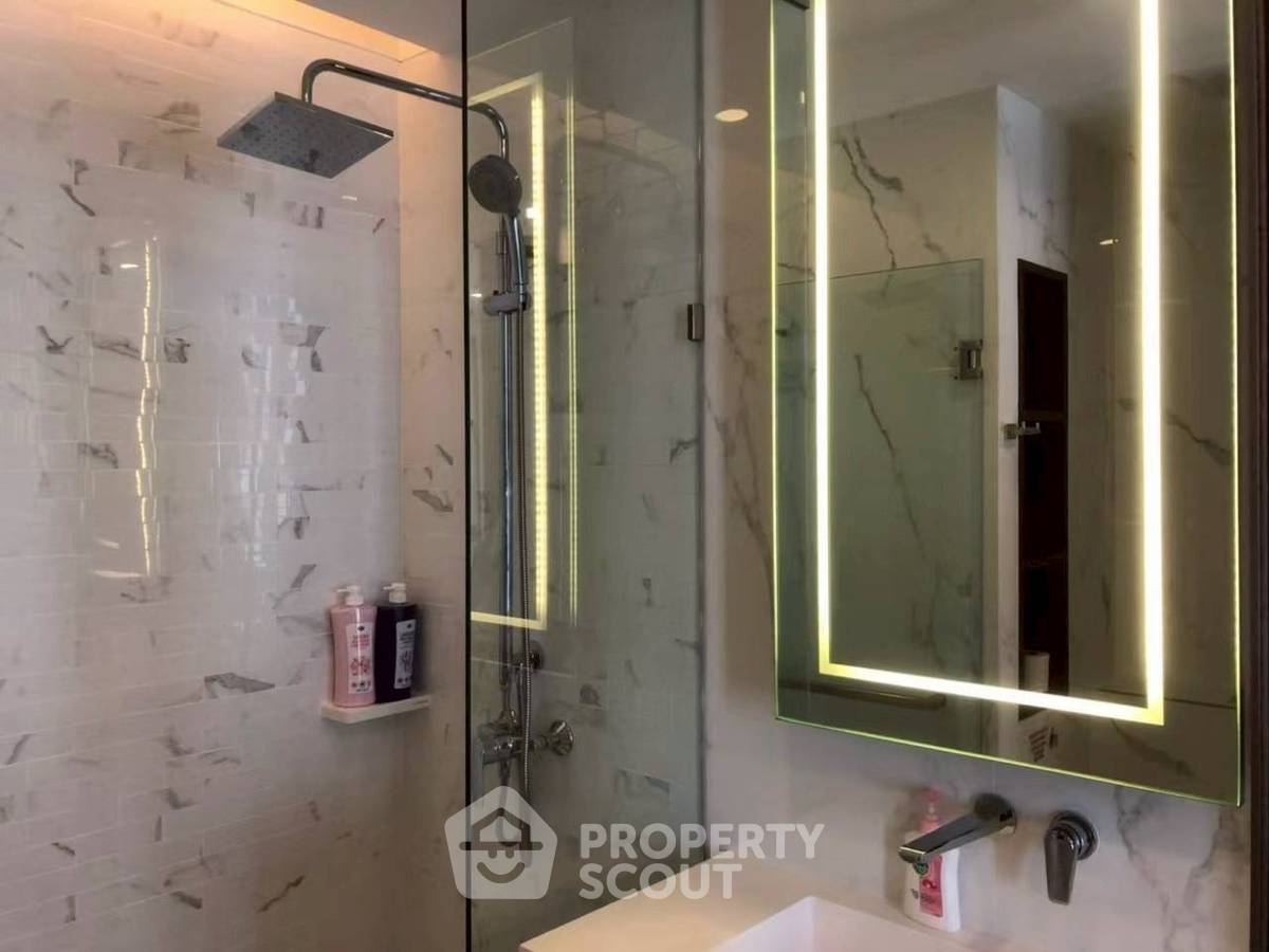 picture 1-BR Condo at Siamese Exclusive Queens near MRT Queen Sirikit National Convention Centre (ID 2300376) - 10/11