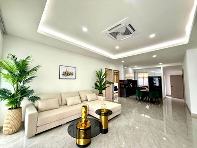 Houses for rent Bang Lamung Chonburi : Pool Villa for Rent Village| Rental Price: 120,000 THB/month Corner unit 4 Bedrooms 5 Bathrooms