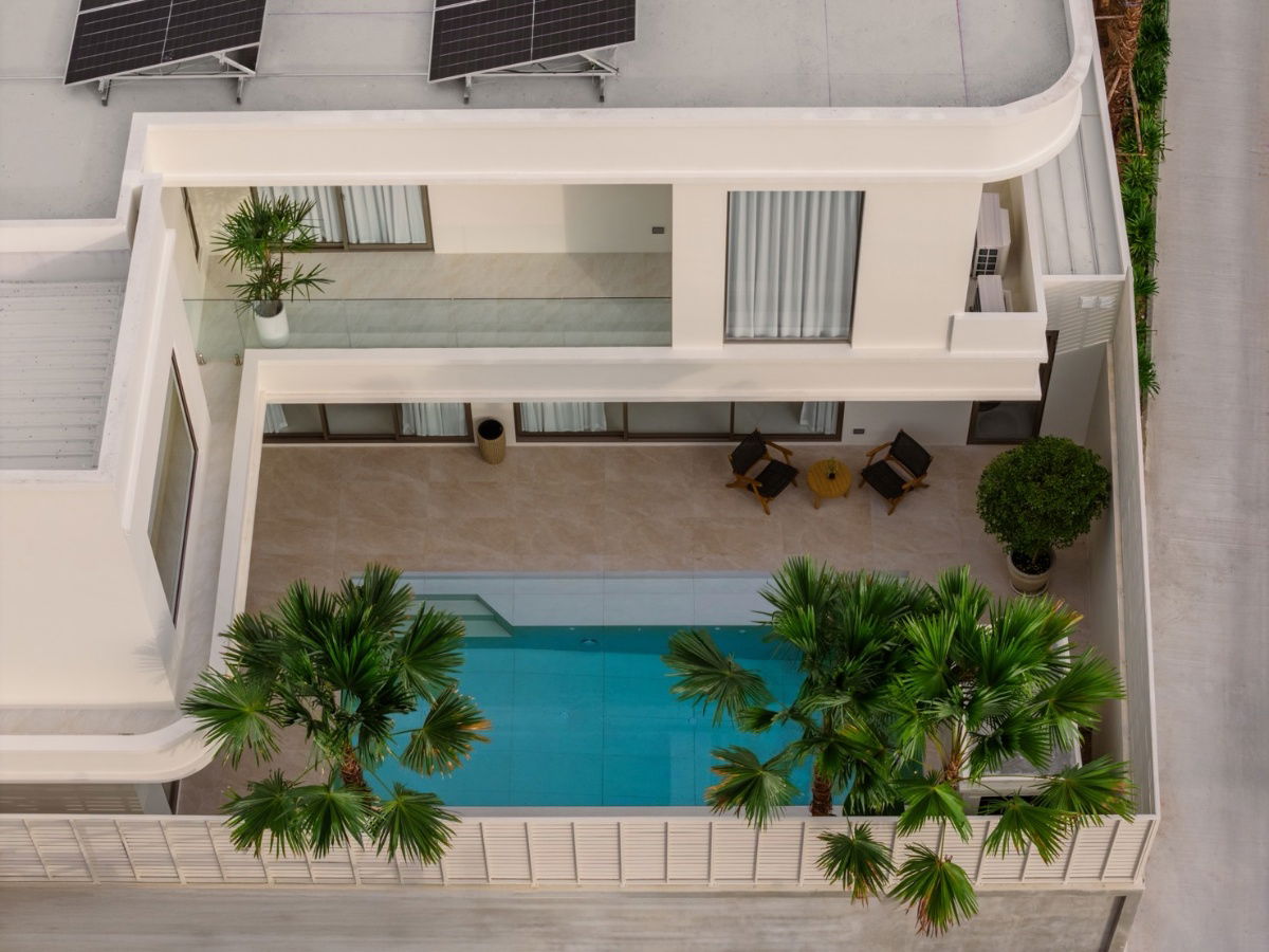 picture 𝐂𝐇𝐀𝐑𝐈𝐍 Luxury villas with private pools, experience a new definition of living in the heart of the city. - 15/15