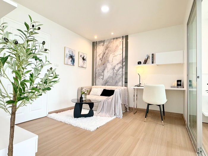 รูป 💥💥ขายห้องพร้อมอยู่!! คอนโด The Trust Residence Pinklao 1Bed 29.30 ตร.ม ชั้น 28 รีโนเวทใหม่ แต่งสวย เพียง 1.89 ล้านบาท!! สอบถาม LINE ID: @atfirm💥💥 - รูปที่ 2/18