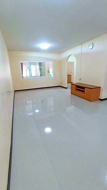 รูป รร.เลิศหล้านานาชาติ 600 ม.เพชรเกษม77 โฮมโปร เพชรเกษม 1.2 กม. หนองแขม ให้เช่าบ้านทาวน์เฮาส์ 2 ชั้น หลังใหญ่ 20ตร.วา.160ตร.ม. 3 นอน - รูปที่ 8/8