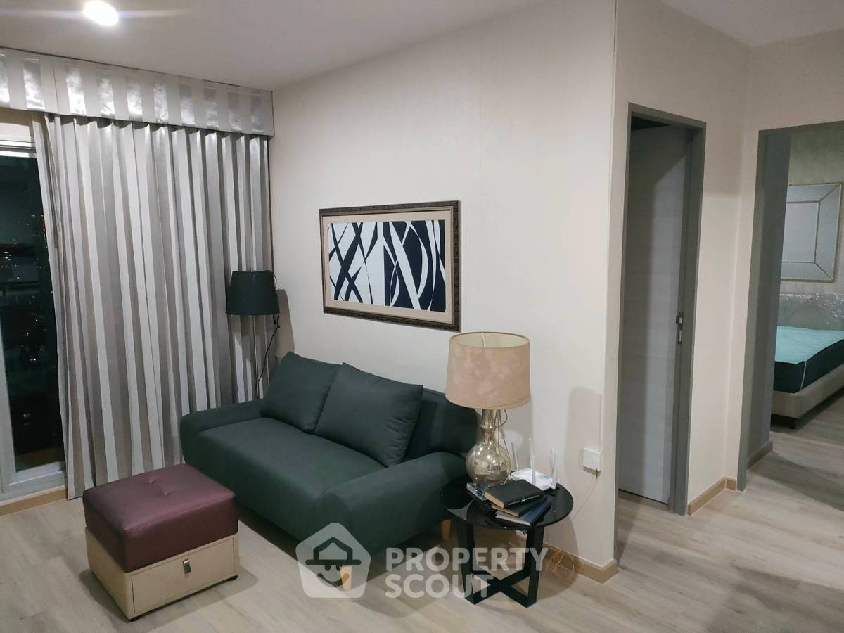 picture 2-BR Condo at Life Ratchadapisek near MRT Huai Khwang (ID 2300480) - 6/12