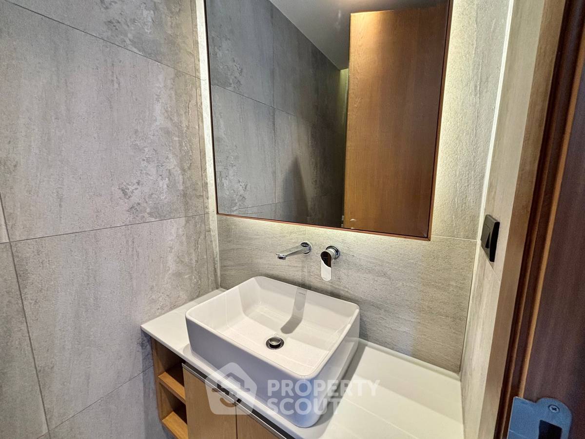 picture Blue Point Condos - 3-bed duplex and private pool with sea view by Patong Beach (ID 985749) - 18/27