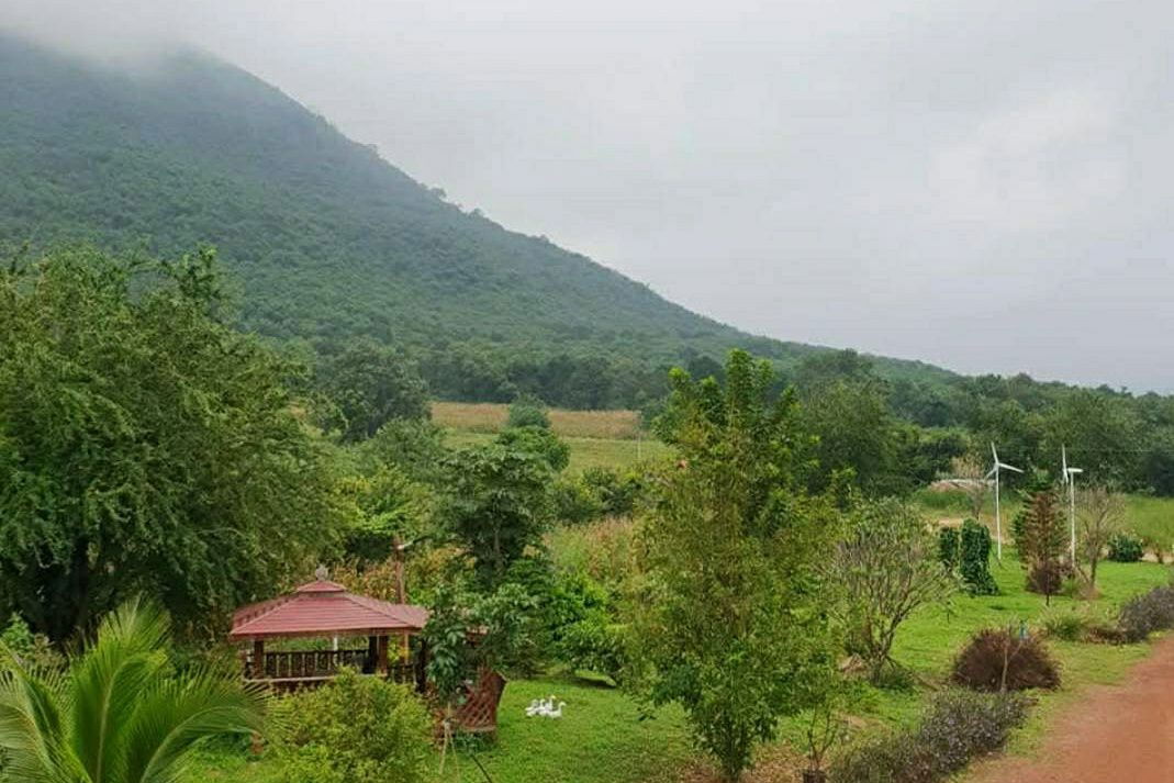 picture Land for Sale (Nor Sor 5) with Vacation Home near Khao Yai — Fresh Air, Surrounded by Mountain Views Area: 3 Rai, 6 Square Wah - 7/14