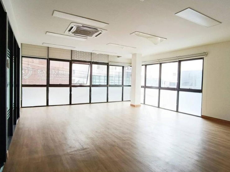 picture Home Office for Sale ​🔥🔥 Special Price at DISTRICT Ekkamai-Ramintra MD-84769 - 4/19
