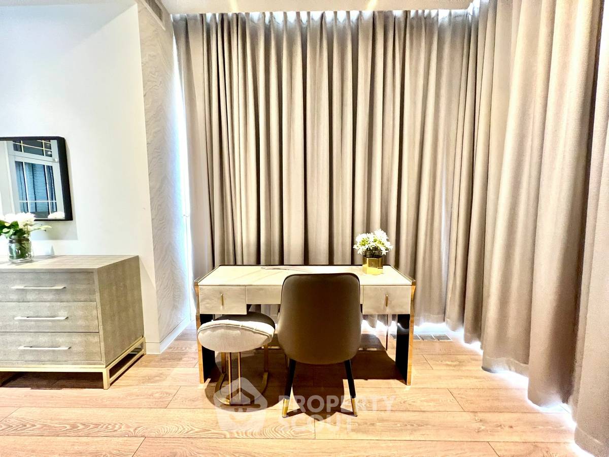 picture 2-BR Condo at Vittorio Sukhumvit 39 near BTS Phrom Phong (ID 2298614) - 7/11