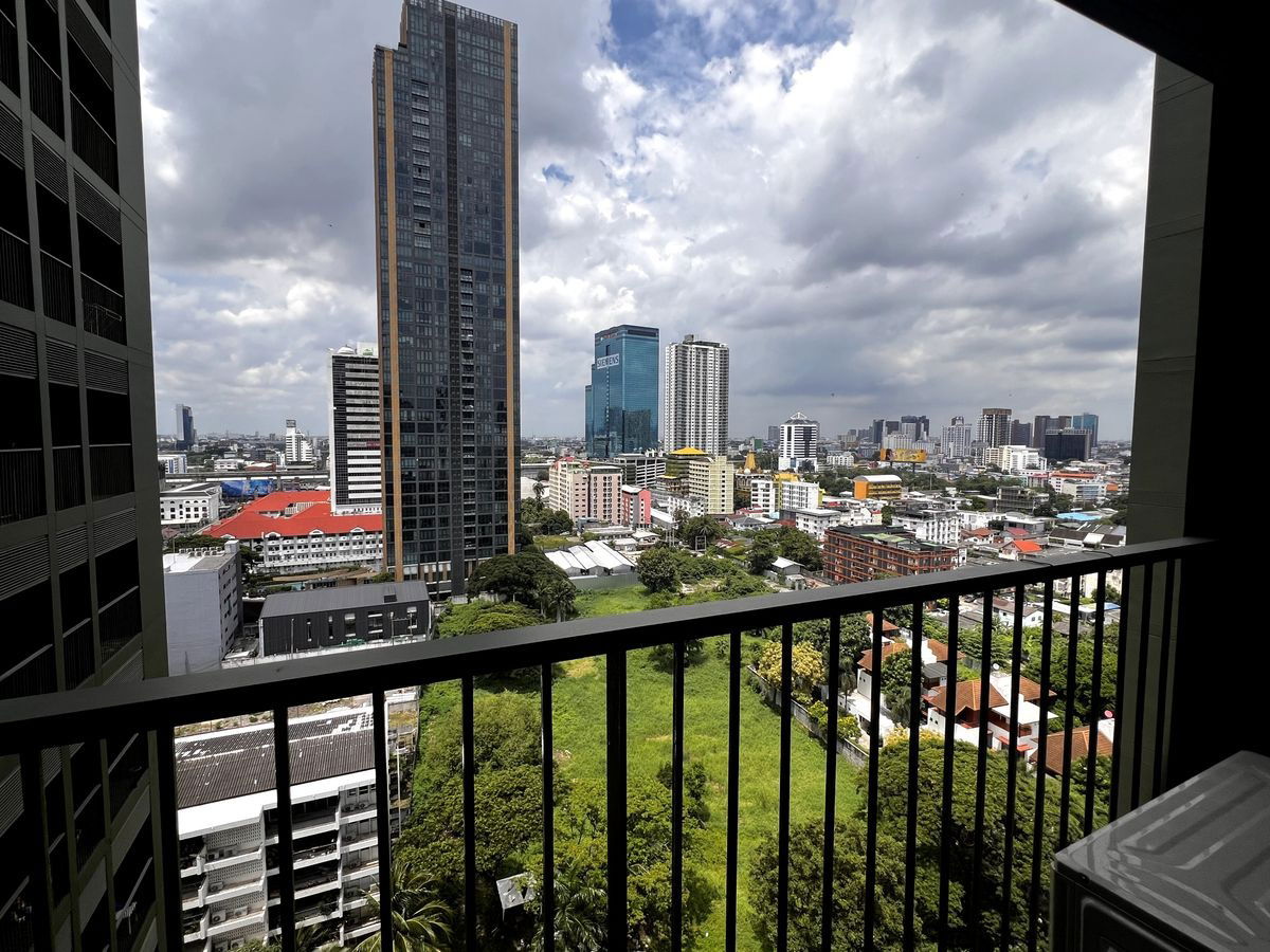 picture Code: KJ8647  for rent Noble Solo // Line ID: @kjcondo (with @) // - 8/11