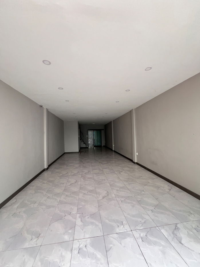 picture Pet Friendly House Tiwanon 38 Alley - 2/11