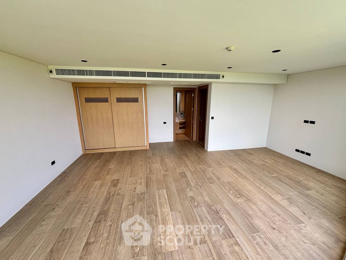 picture Blue Point Condos - 3-bed duplex and private pool with sea view by Patong Beach (ID 985749) - 4/27