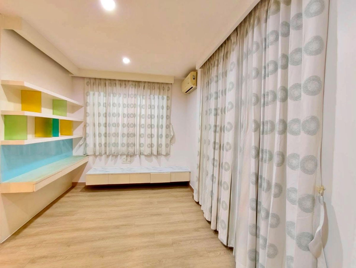 รูป ให้เช่าบ้านเดี่ยว 2 ชั้น Baan Ladprao 2 – ทำเลทอง เลียบด่วนเอกมัย–รามอินทรา บ้านหลังใหญ่ บรรยากาศร่มรื่น เหมาะสำหรับครอบครัวใหญ่ และ Pet Friendly - รูปที่ 14/31