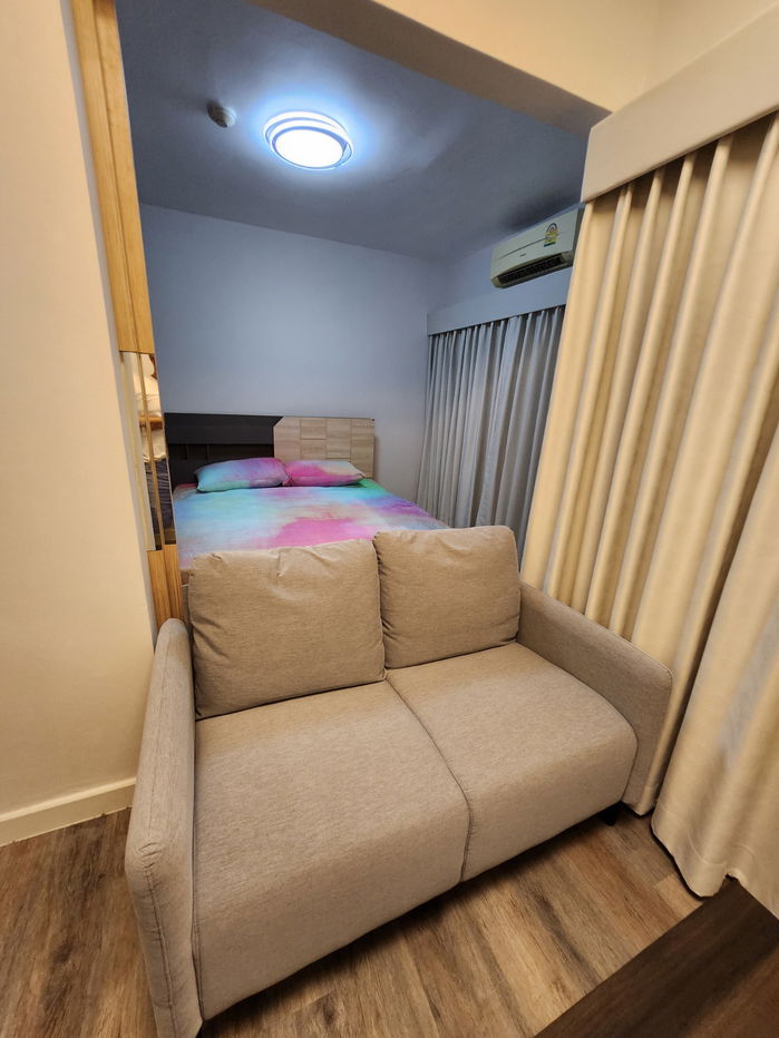 รูป ขายถูก คอนโด ห้องพิเศษ หายาก 42 ตารางเมตร พร้อมระเบียงริมสระว่ายน้ำ - รูปที่ 5/19