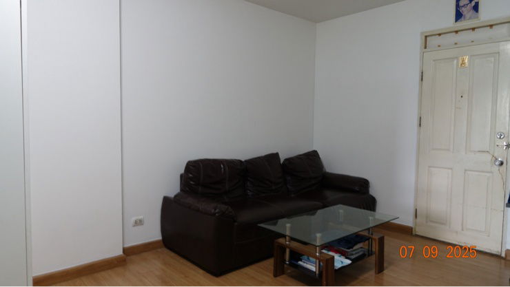 picture Condominium for Sale at Supalai Park Srinakarin – THB 1.55 Million ✨ Transfer fee included & 1-year common area fee waived ✨ - 2/12