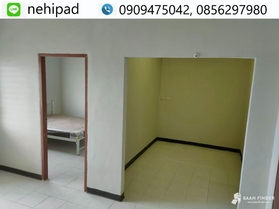 picture Condo on Bangna-Trad Road, Baan Eua Arthorn Suvarnabhumi 3, Bang Bo - 3/5