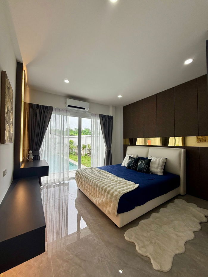 picture Pool Villa for Rent Village| Rental Price: 120,000 THB/month Corner unit 4 Bedrooms 5 Bathrooms - 4/14