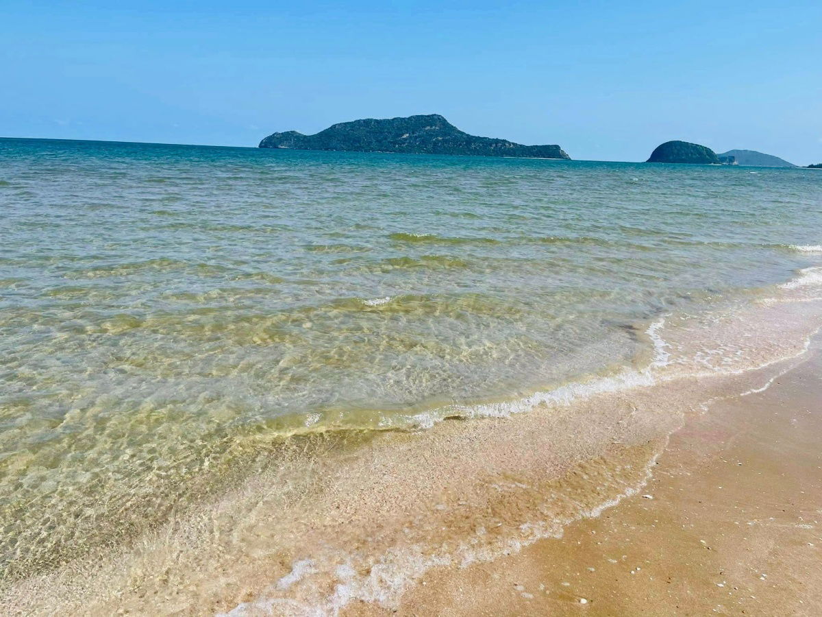 picture Land for sale mountain view 1 kilometer to the beach  - 14/15