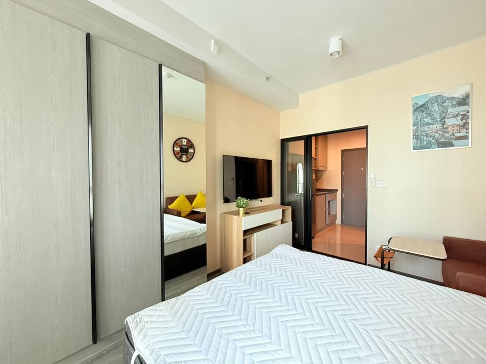 picture Condo for Rent at Ideo Ramkhamhaeng - Lam Sali Station (B6809038) - 1/9