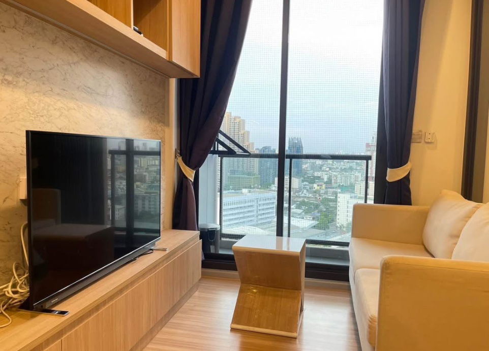picture #R6167 🎉 070968 Condo for rent  M Jatujak - 10/11