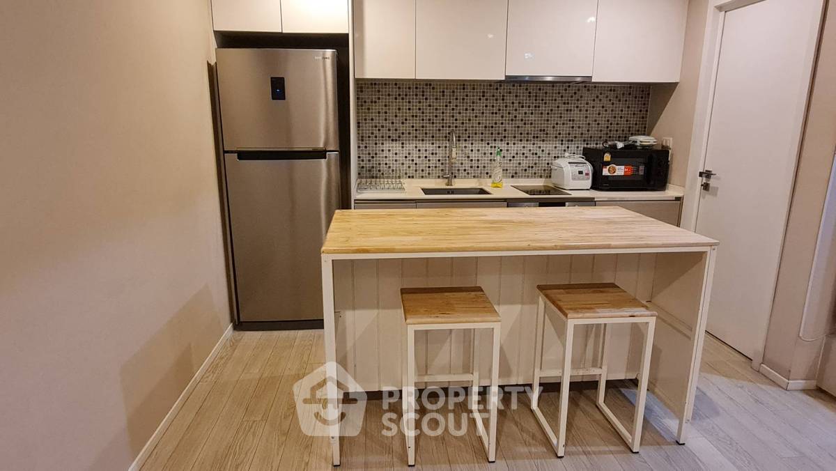 picture 1-BR Condo at The Room Sukhumvit 21 near MRT Sukhumvit (ID 2293387) - 3/9
