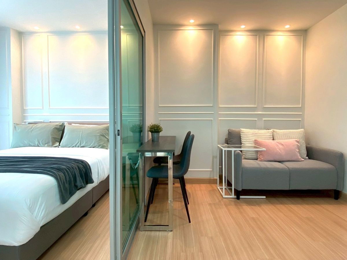 picture Condo for sale Aspire Rama 4 Price 2.39 MB. Renovated - 5/11