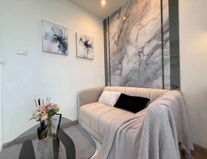 รูป 💥💥ขายห้องพร้อมอยู่!! คอนโด The Trust Residence Pinklao 1Bed 29.30 ตร.ม ชั้น 28 รีโนเวทใหม่ แต่งสวย เพียง 1.89 ล้านบาท!! สอบถาม LINE ID: @atfirm💥💥 - รูปที่ 4/18