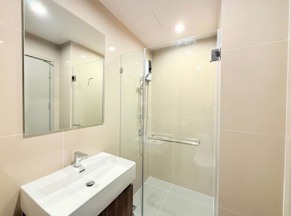 picture #R6192 🎉 070968 Condo for rent  Ideo Ramkhamhaeng Lamsali Station - 9/11