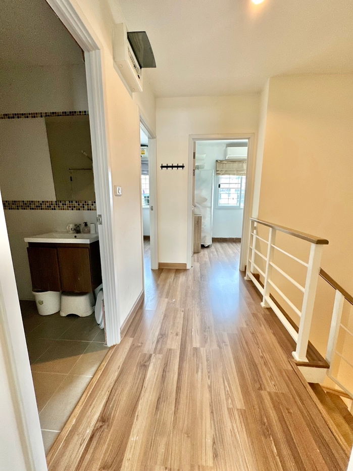picture Townhome with Private Backyard, Soi Phatthanakan 38 - 21/34
