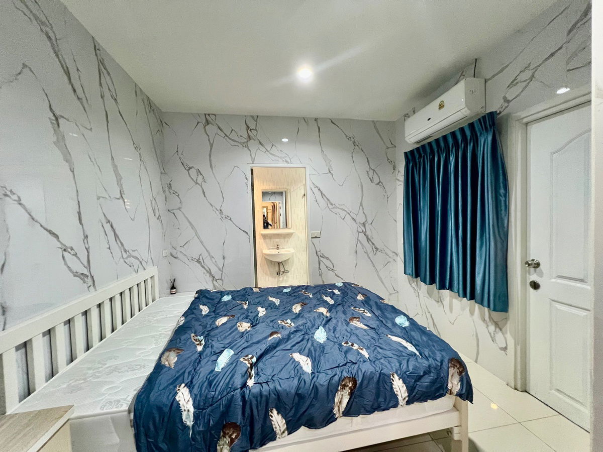picture For Rent – Newly Renovated 2-Storey Detached House in Passorn Prestige Luxe, Pattanakarn 44 (Accessible from On Nut 39, Srinakarin - 5/23