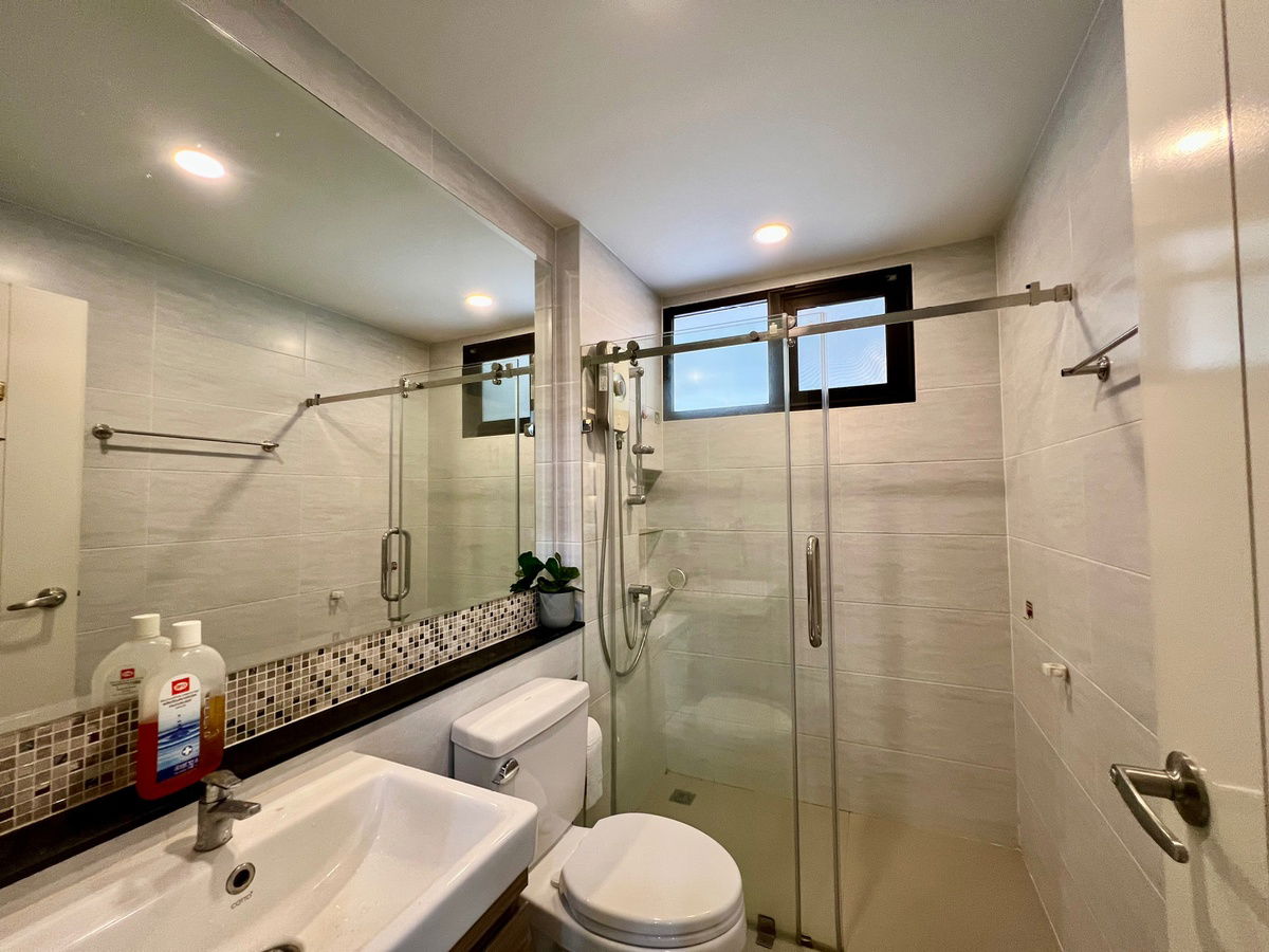 picture 🏡 Luxury Detached Home for Rent at The City Pattanakarn – Elegantly Furnished, Prime Location on New Pattanakarn Road - 6/21