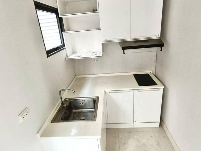 3-bed townhouse for sale, 152 sq wah, Baan Klang Muang Rama 9 - Krungthep Kreetha