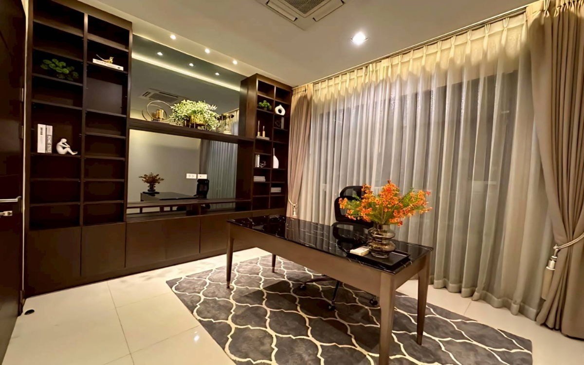 picture Luxury house for rent, Perfect Masterpiece Sukhumvit 77, with luxury furniture, Sukhumvit location - 19/22