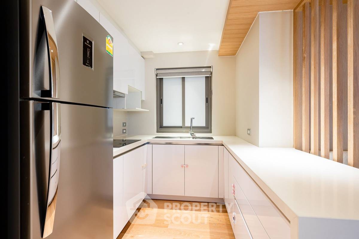 picture 2-BR Condo at The Philo Residence near BTS Phrom Phong (ID 2300425) - 6/30