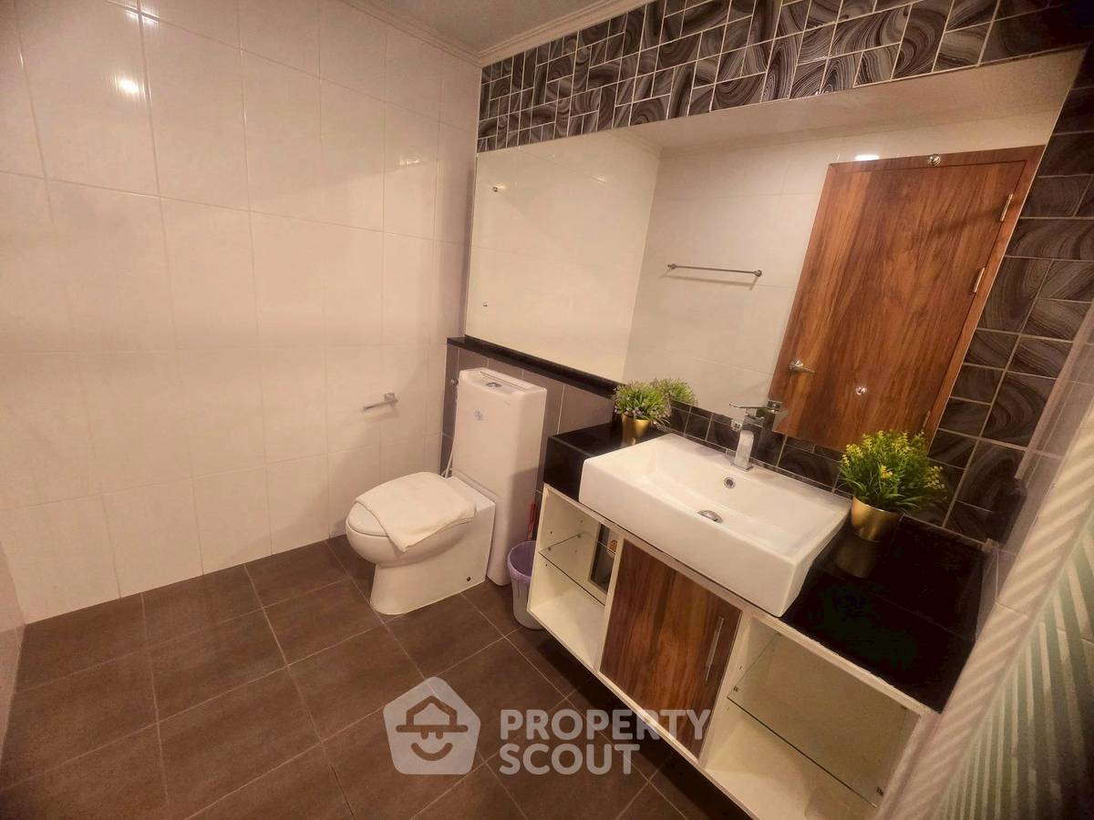 picture 2-BR Condo at Dusit Grand Park close to Pattaya (ID 2296443) - 15/18