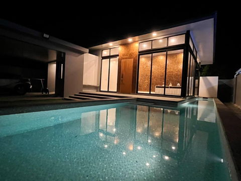 For Sale: Pool Villa Location: Nong Prue, Pattaya 2 Bedrooms, 3 Bathrooms /Special Promotion