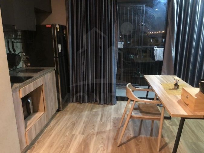 1-bed condo for rent, 31 sqm, Blossom Condo @ Sathorn - Charoenrat