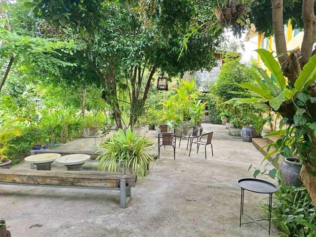 รูป พืชสวนโลก 3.3 กม. AIR BNB ให้เช่าคาเฟ่อาคารโดดเด่น 455ตร.ม. 255ตร.วา. 6 นอน สนามบินเชียงใหม่5.16กม. 6 น้ำ ถ.รอบเมืองเชียงใหม่ - รูปที่ 4/8