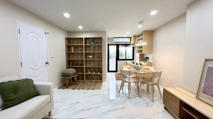 picture HotDeal​🔥🔥  For Sale​ | Prime Location and Special Price, Condo at Sathorn Happy Land Tower MD-95272 - 3/9