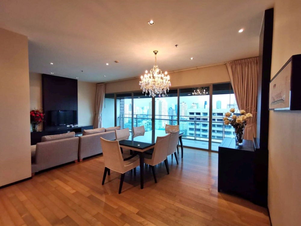 picture TA7895📲LineID @556ryccg💎3 Bedroom+1Maidroom 230 sqm Floor 23 Fully furnished The Madison near BTS Phrom Phong, EmQuartier, Benchasiri Park - 4/13