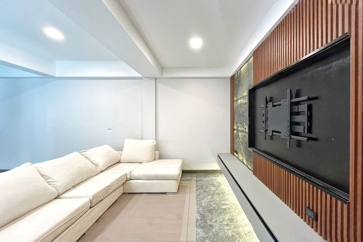 รูป ปล่อยเช่า WHITE MANSION – บ้าน 5 ชั้นหรู ใจกลางกรุงเทพฯ  ขนาด 600 ตรม  - รูปที่ 11/20