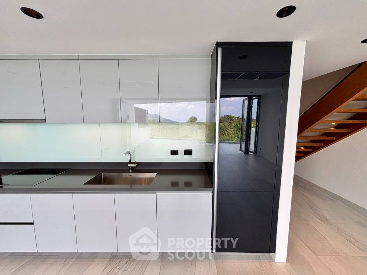 picture Blue Point Condos - 3-bed duplex and private pool with sea view by Patong Beach (ID 985749) - 7/27