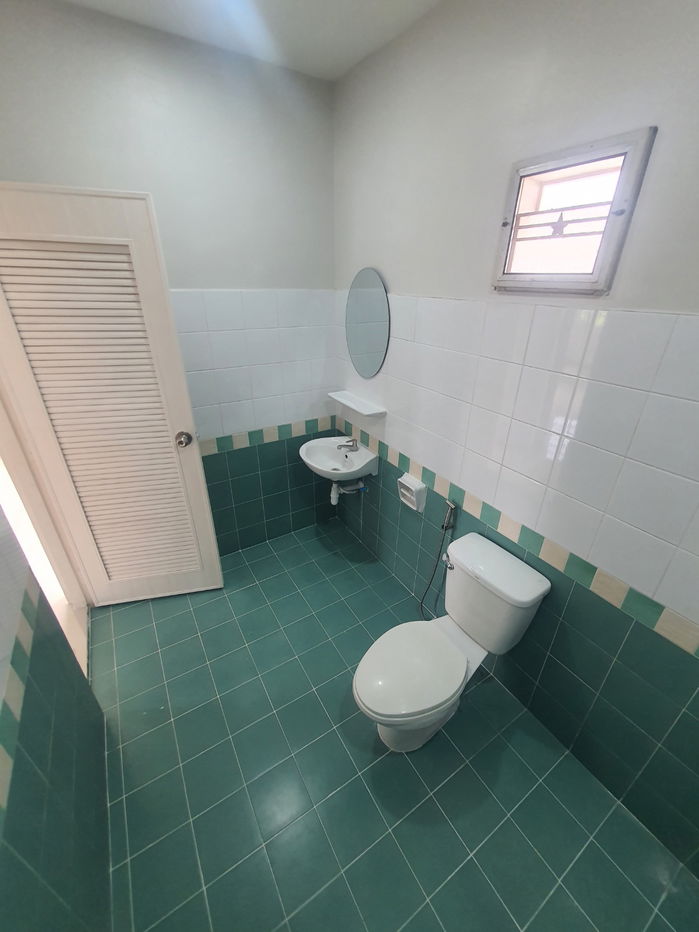 picture Beautiful corner townhouse, special discount, 2-storey, 30 square wah, Baan Pruksa 33 Bang Bua Thong, beautiful view, nice garden, newly renovated - 19/27
