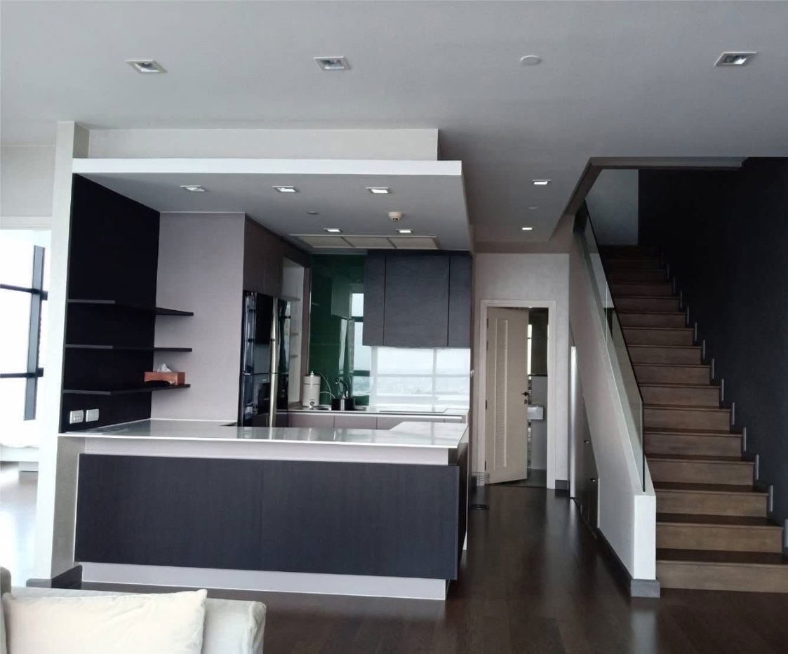 รูป ❗️Urbano Absolute Sathorn-Taksin  - Duplex Penthouse 3 bed 4 bath fully furnished with great river view at every room. ❗️ - รูปที่ 8/12