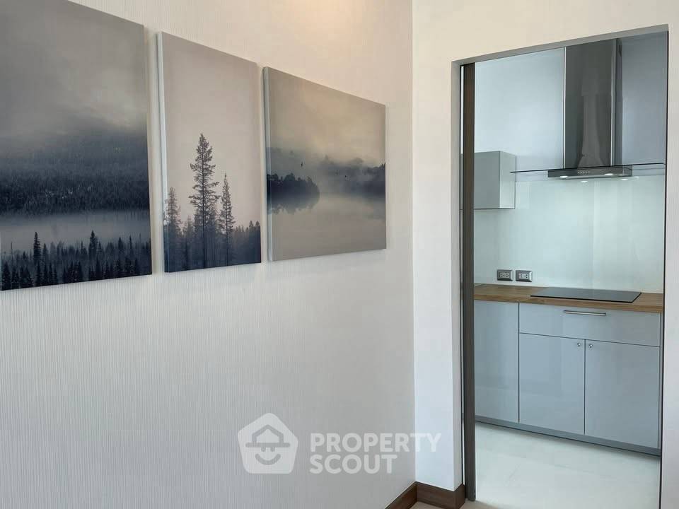 picture 3-BR Condo at Supalai Oriental Sukhumvit 39 near MRT Phetchaburi (ID 2300429) - 8/8