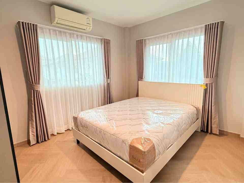 picture B741 Single house for rent, Casa Ville Project, Ramintra - Hathairat, Hathairat Road - 12/15