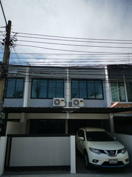รูป 🏠 ให้เช่าบ้าน : Baan Khlong Toei Niwet (บ้าน คลองเตยนิเวศน์)  รหัสทรัพย์ | 📌 LNP-H533  - รูปที่ 1/10